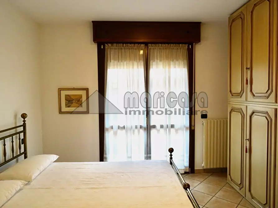 Immagine 11 di Appartamento in affitto  in via Rossellini a Ferrara