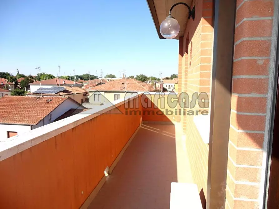 Immagine 13 di Appartamento in affitto  in Via Ferruccio Parri a Ferrara