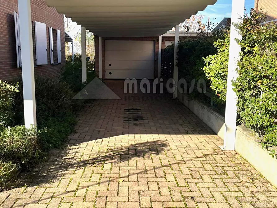 Immagine 33 di Villetta a schiera in affitto  in via Madonna Boschi a Vigarano Mainarda