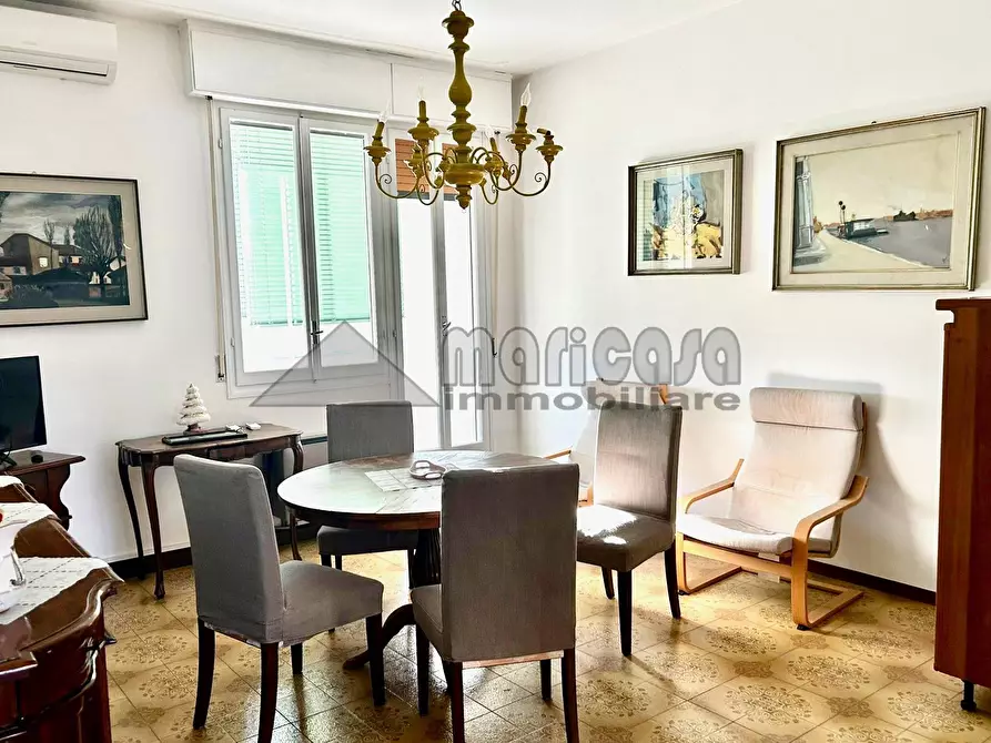 Immagine 5 di Appartamento in affitto  in via Neri a Ferrara