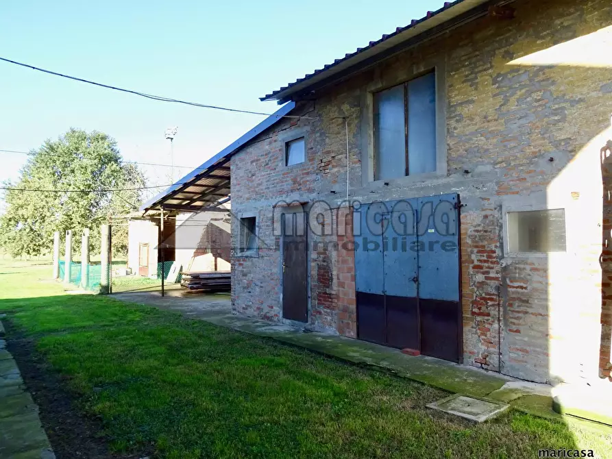 Immagine 11 di Casa indipendente in vendita  in Via Rocca a Ferrara