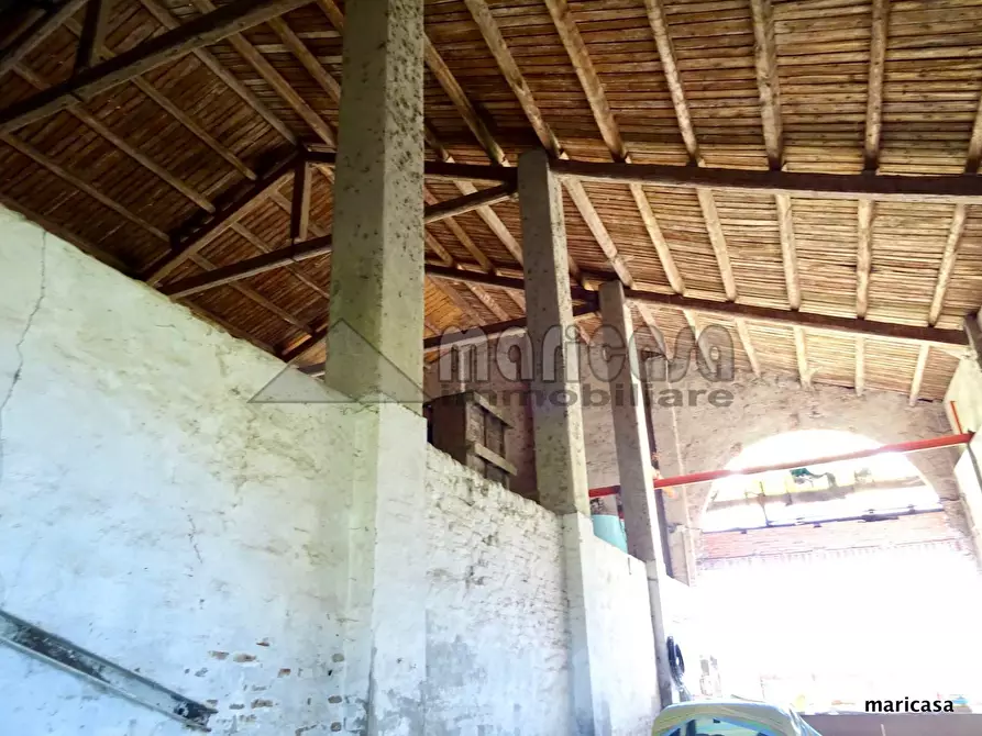 Immagine 5 di Rustico / casale in vendita  in via Rocca a Ferrara