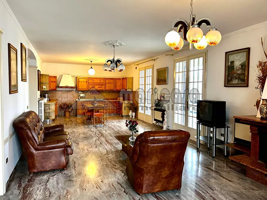 Immagine 2 di Villa in vendita  in via Primo Maggio a Codigoro