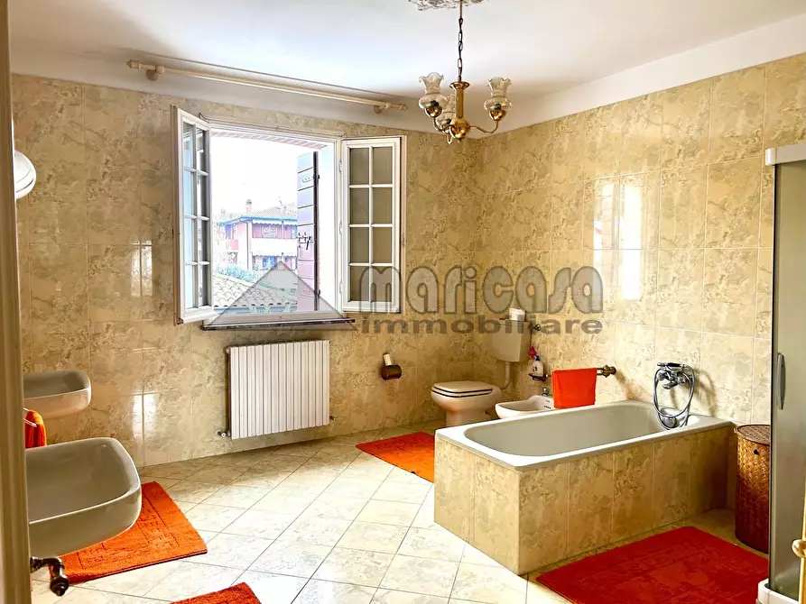 Immagine 14 di Villa in vendita  in via Primo Maggio a Codigoro