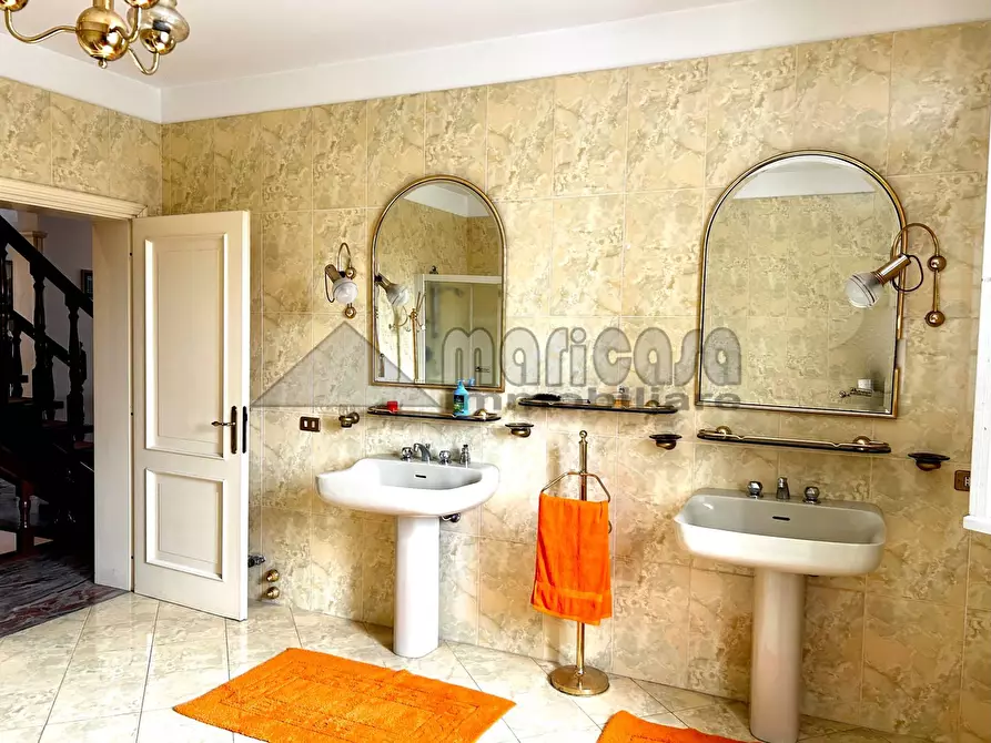 Immagine 15 di Villa in vendita  in via Primo Maggio a Codigoro