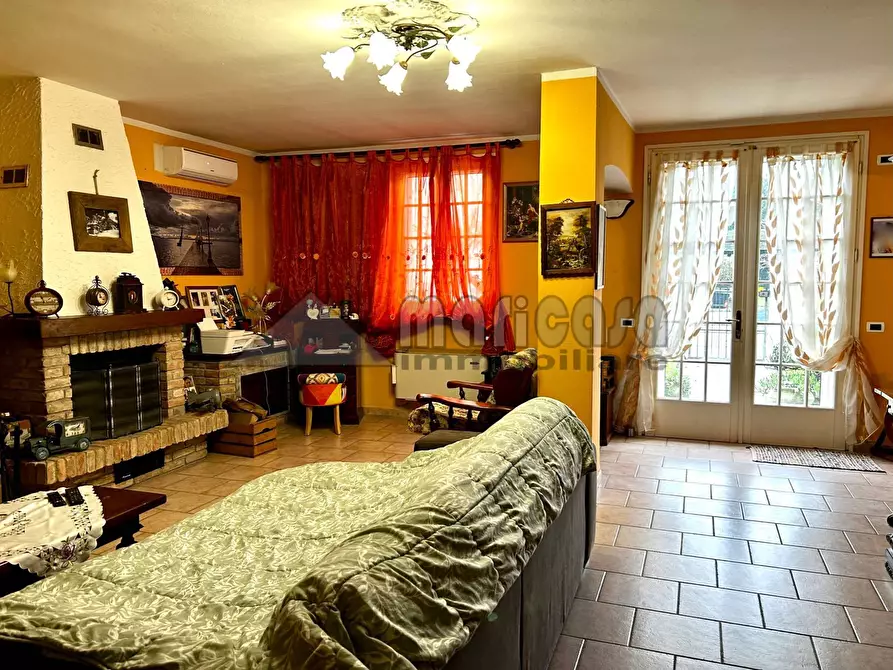 Immagine 18 di Villa in vendita  in via Primo Maggio a Codigoro