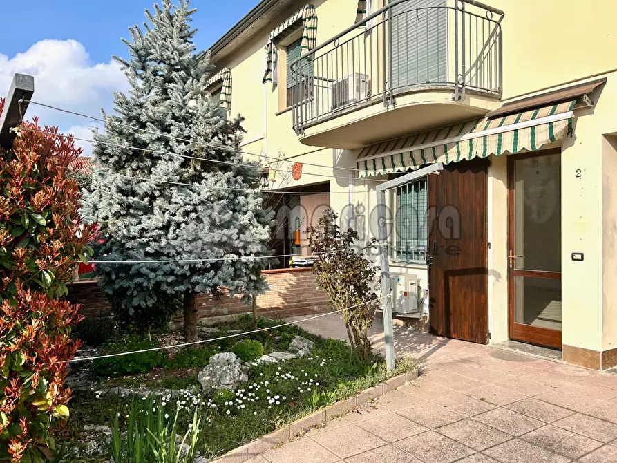 Immagine 2 di Villetta a schiera in vendita  in via Ricci a Copparo