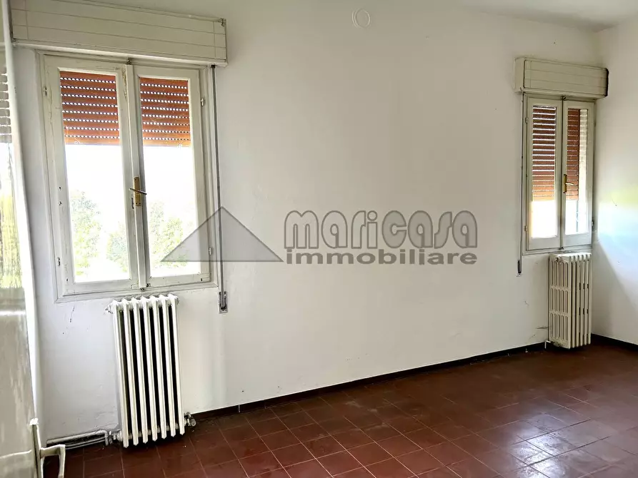 Immagine 13 di Rustico / casale in vendita  in via Rocca Marrara a Ferrara