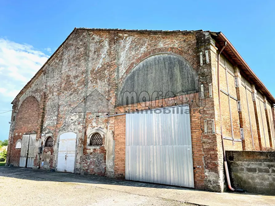 Immagine 14 di Rustico / casale in vendita  in via Rocca Marrara a Ferrara