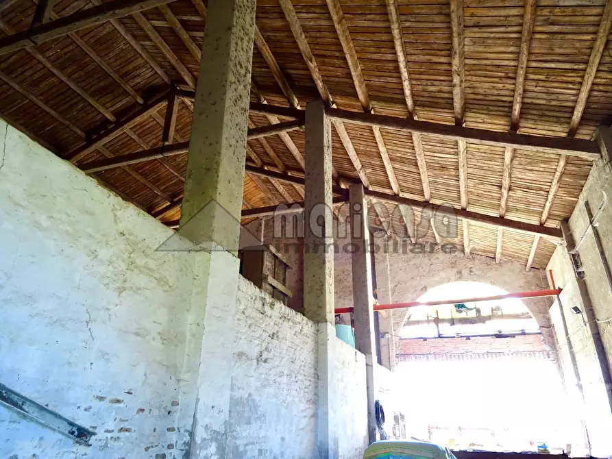 Immagine 6 di Rustico / casale in vendita  in via Rocca Marrara a Ferrara