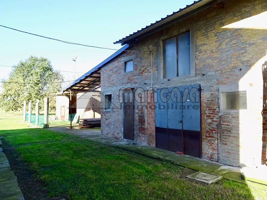 Immagine 20 di Rustico / casale in vendita  in via Rocca Marrara a Ferrara