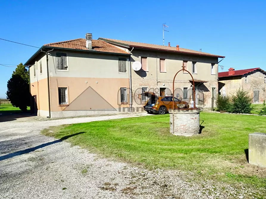Immagine 25 di Rustico / casale in vendita  in via Rocca Marrara a Ferrara