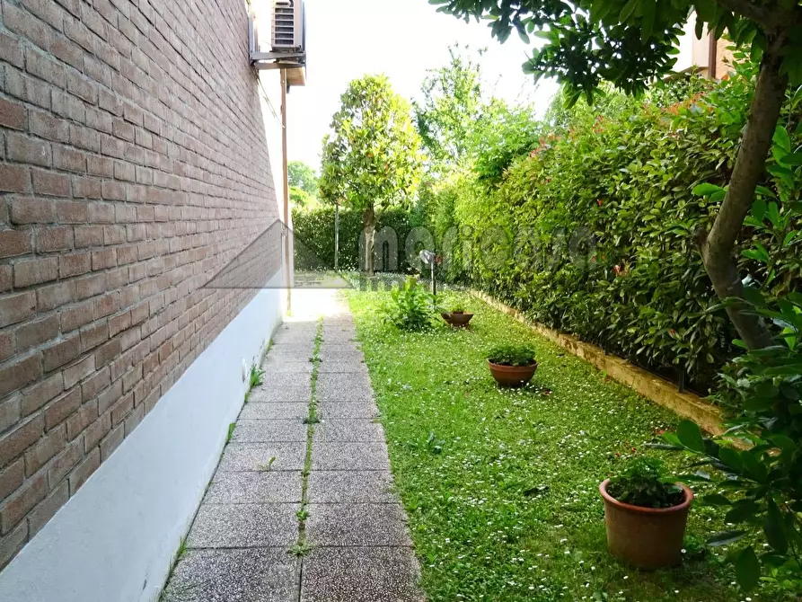Immagine 33 di Villetta a schiera in vendita  in Via Bologna a Ferrara