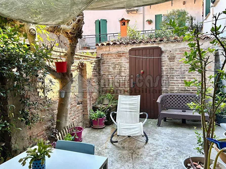 Immagine 2 di Appartamento in affitto  in Via Montebello a Ferrara