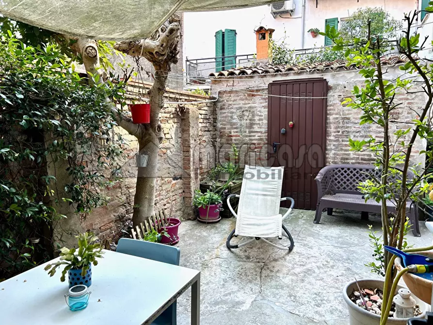 Immagine 19 di Appartamento in affitto  in Via Montebello a Ferrara