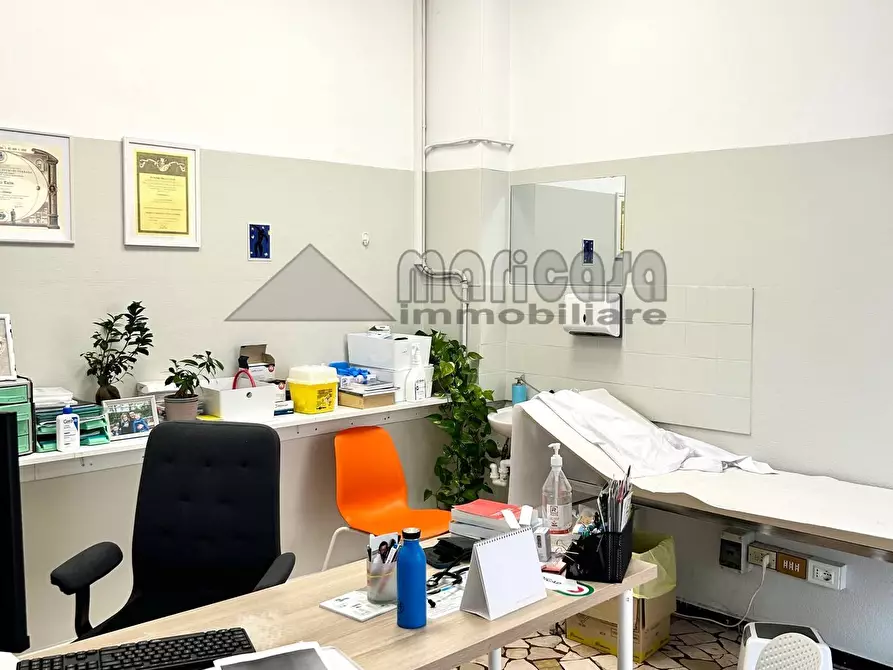 Immagine 14 di Ufficio in affitto  in via Cattaneo a Ferrara