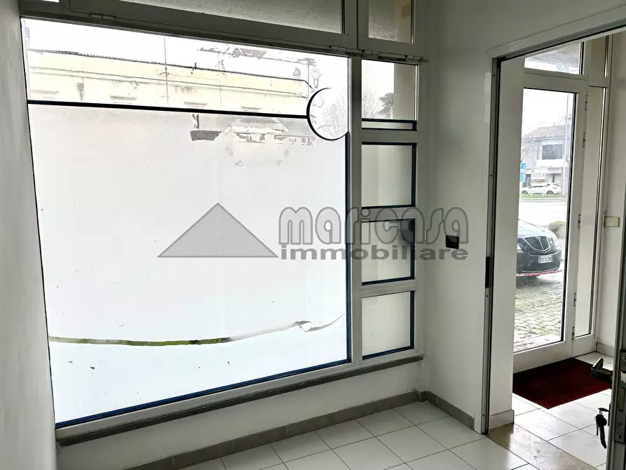 Immagine 6 di Locale commerciale in affitto  in via Puccini a Codigoro