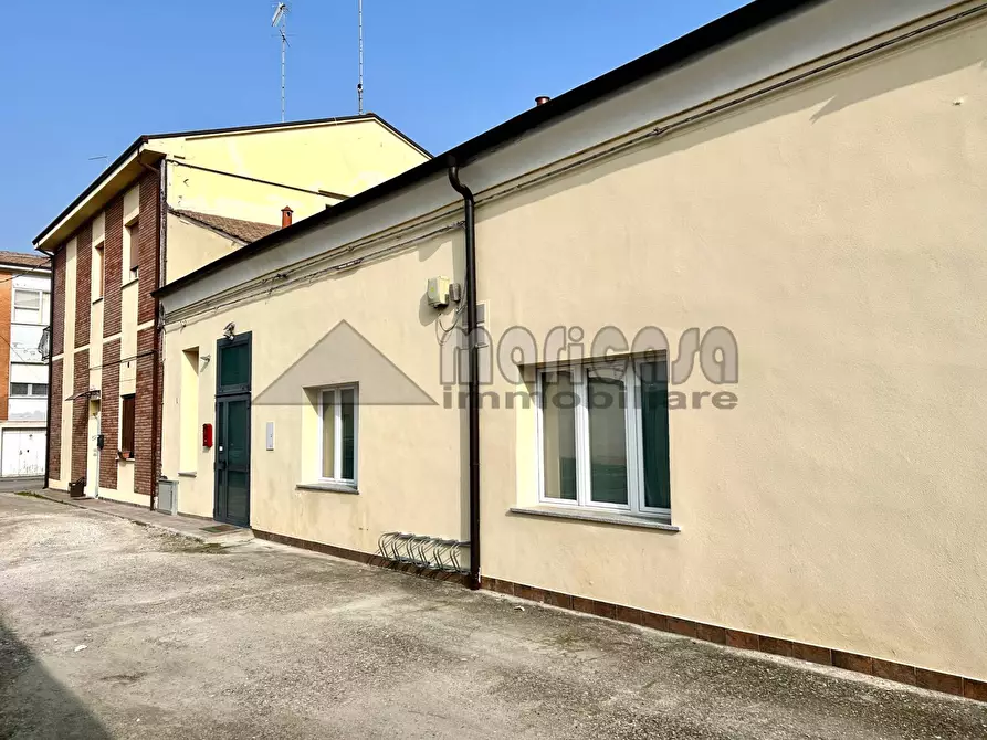 Immagine 13 di Locale commerciale in affitto  in via don Minzoni a Portomaggiore