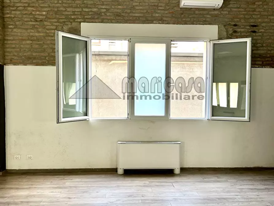 Immagine 12 di Locale commerciale in affitto  in via don Minzoni a Portomaggiore