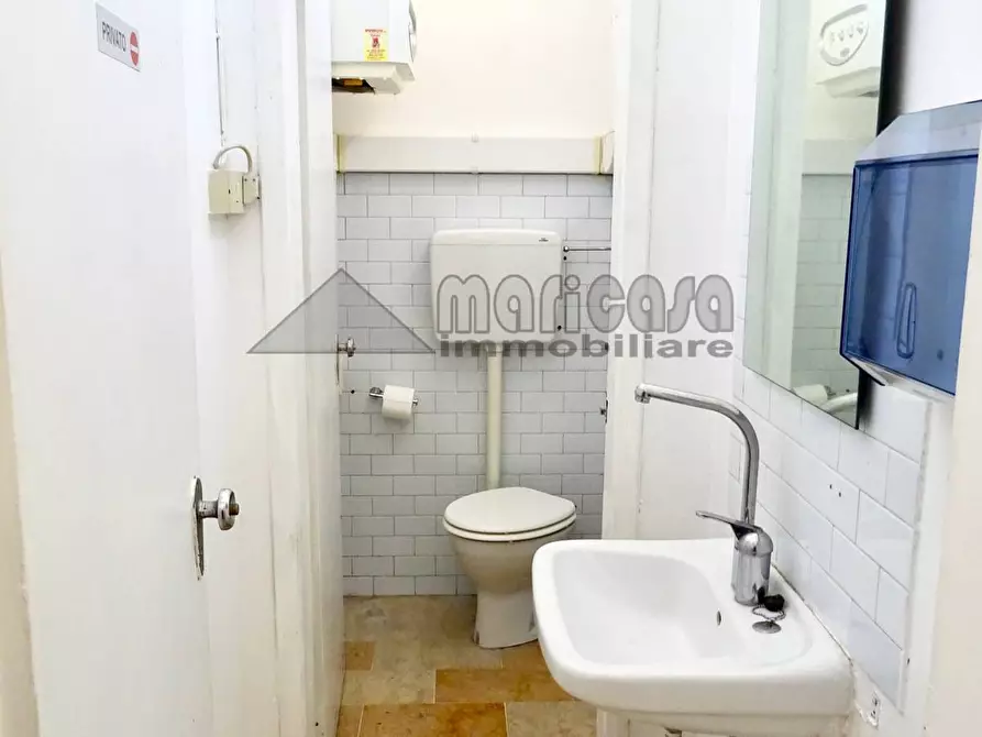 Immagine 35 di Ufficio in vendita  in via Cattaneo a Ferrara