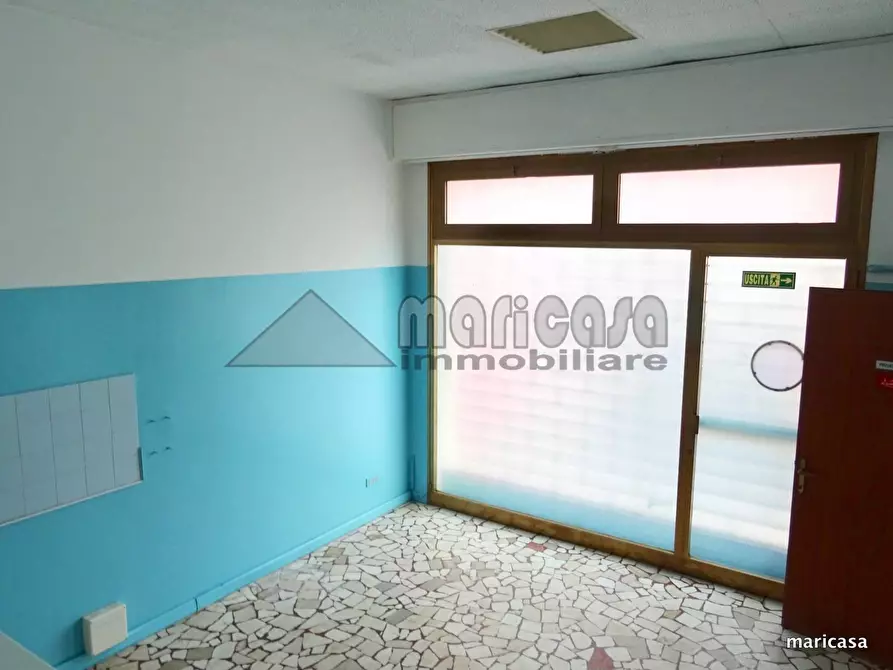 Immagine 7 di Ufficio in vendita  in via Cattaneo a Ferrara