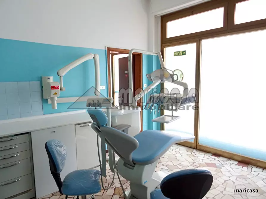 Immagine 16 di Ufficio in vendita  in via Cattaneo a Ferrara