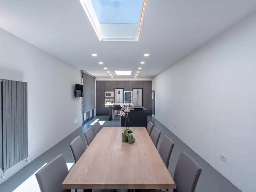 Immagine 3 di Villa in vendita  in località comeglio 77 a Avegno