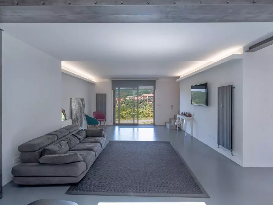 Immagine 4 di Villa in vendita  in località comeglio 77 a Avegno