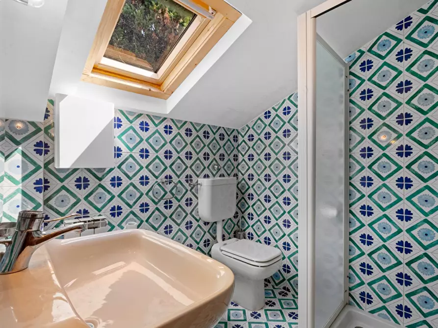 Immagine 29 di Villa in vendita  in Via Privata Gaiassa 9 a Recco