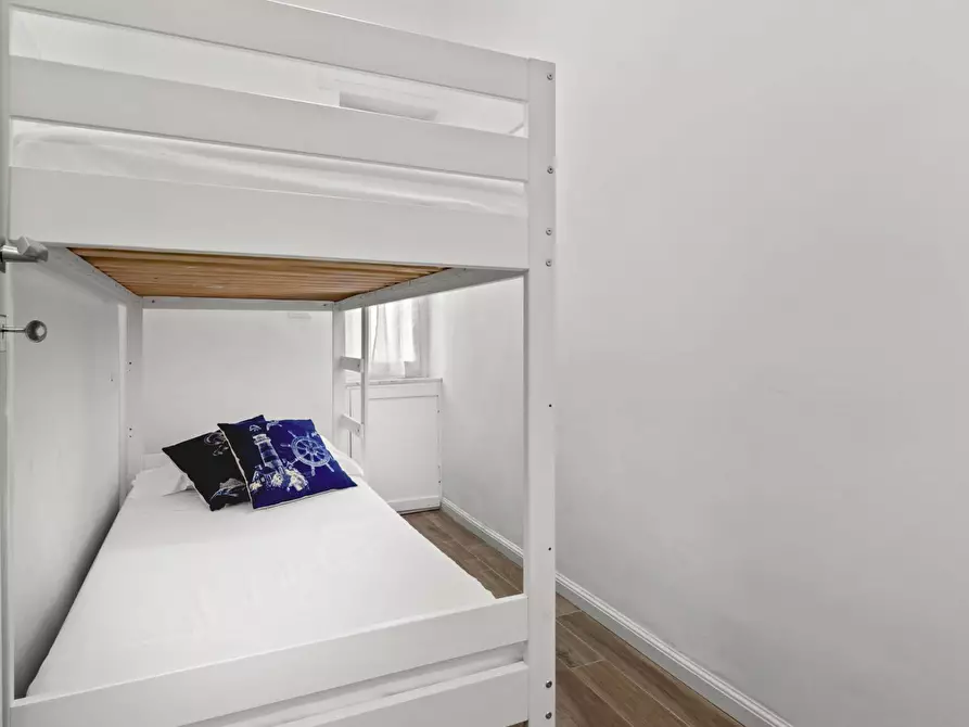 Immagine 7 di Appartamento in vendita  in Via Romana 1C a Santa Margherita Ligure