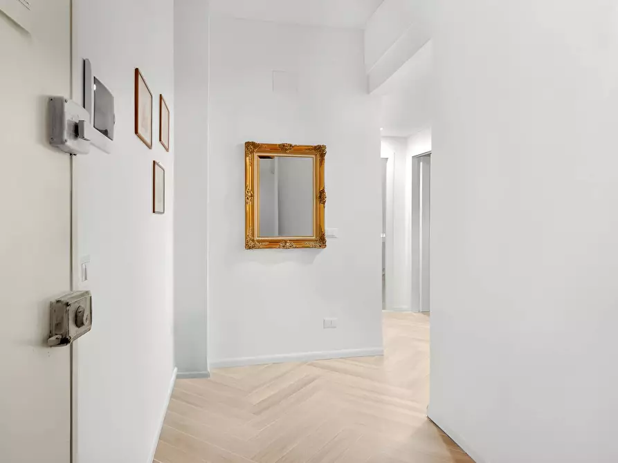 Immagine 9 di Appartamento in vendita  in Via Romana 1C a Santa Margherita Ligure