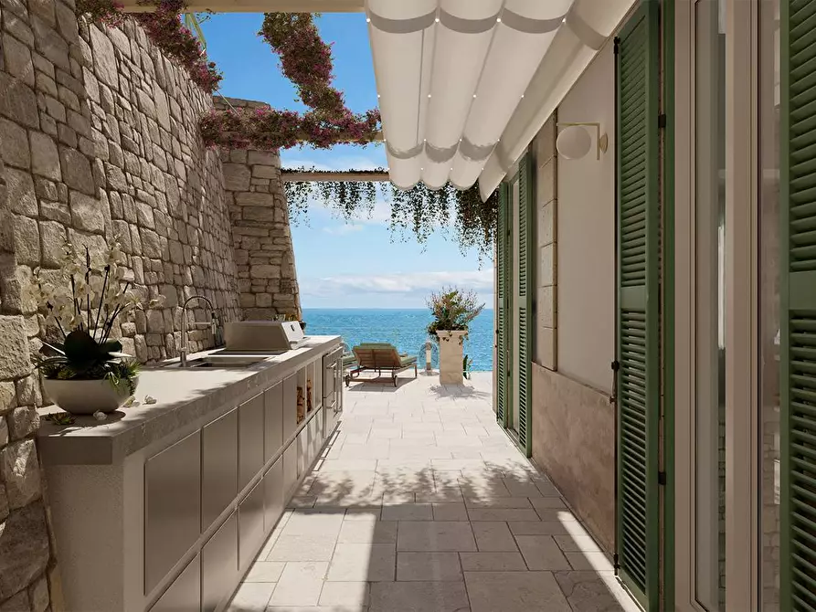 Immagine 12 di Appartamento in vendita  in Lungomare Rossetti 10-12-14a a Santa Margherita Ligure