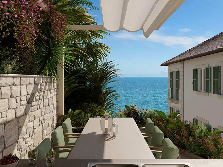 Immagine 8 di Appartamento in vendita  in Lungomare Rossetti 10-12-14a a Santa Margherita Ligure