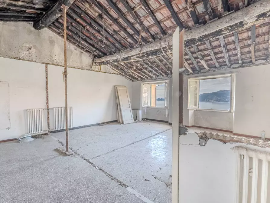 Immagine 4 di Rustico / casale in vendita  in Scalinata Montà 3A a Rapallo