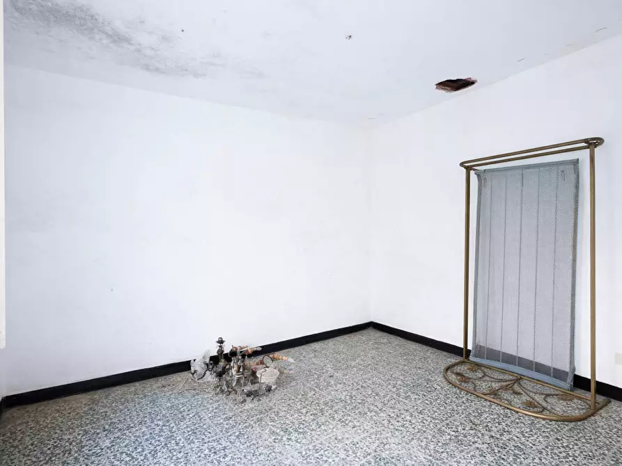 Immagine 9 di Rustico / casale in vendita  in Scalinata Montà 3A a Rapallo