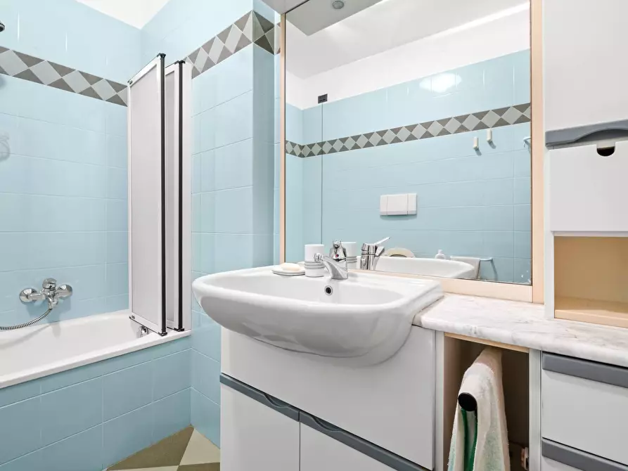 Immagine 21 di Appartamento in vendita  in Via Garibaldi 73 a Camogli