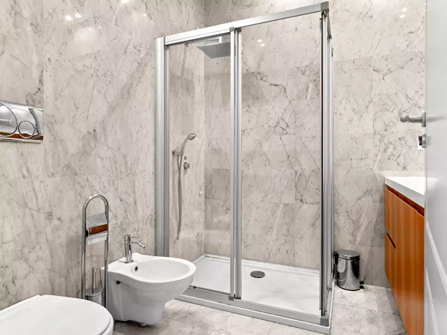 Immagine 35 di Villa in vendita  in Via Antica Torre 1 a Cipressa