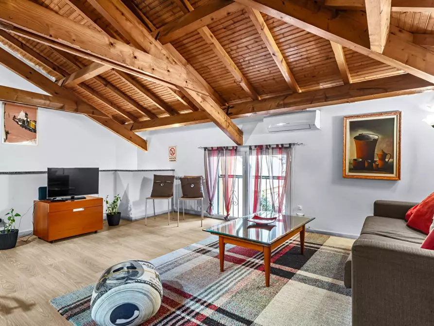 Immagine 2 di Casa indipendente in vendita  in Corso Degli Inglesi 321 a San Remo