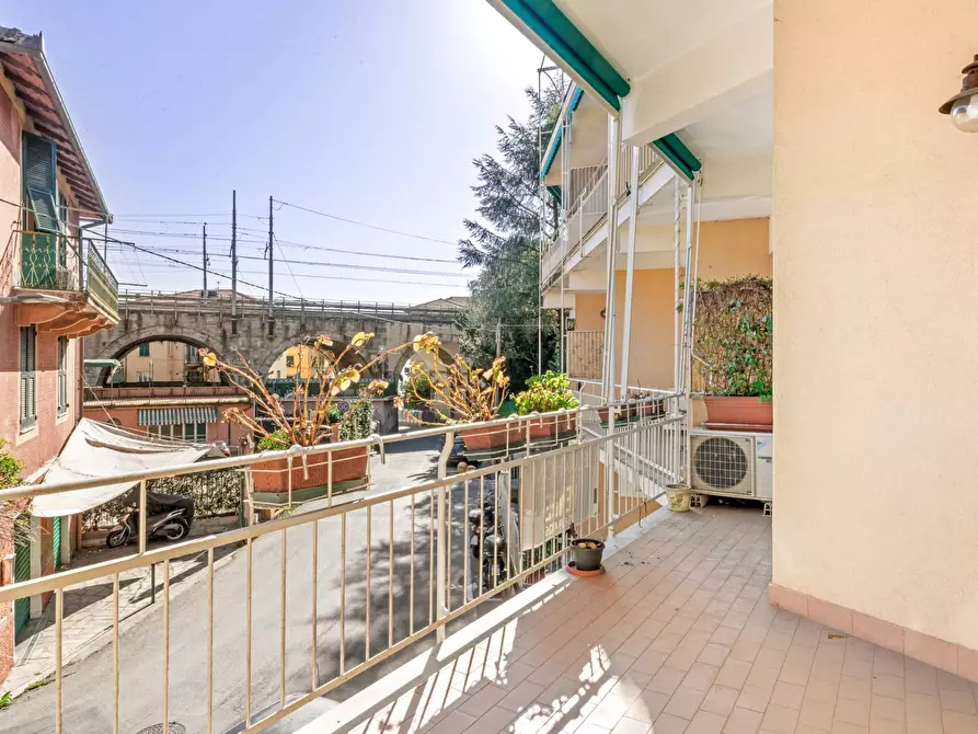 Immagine 10 di Appartamento in vendita  in Via fioria 3 a Rapallo