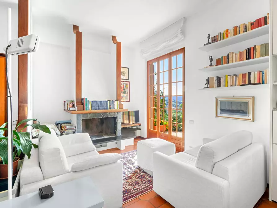 Immagine 9 di Villa in vendita  in Via Montepertico 110 a La Spezia