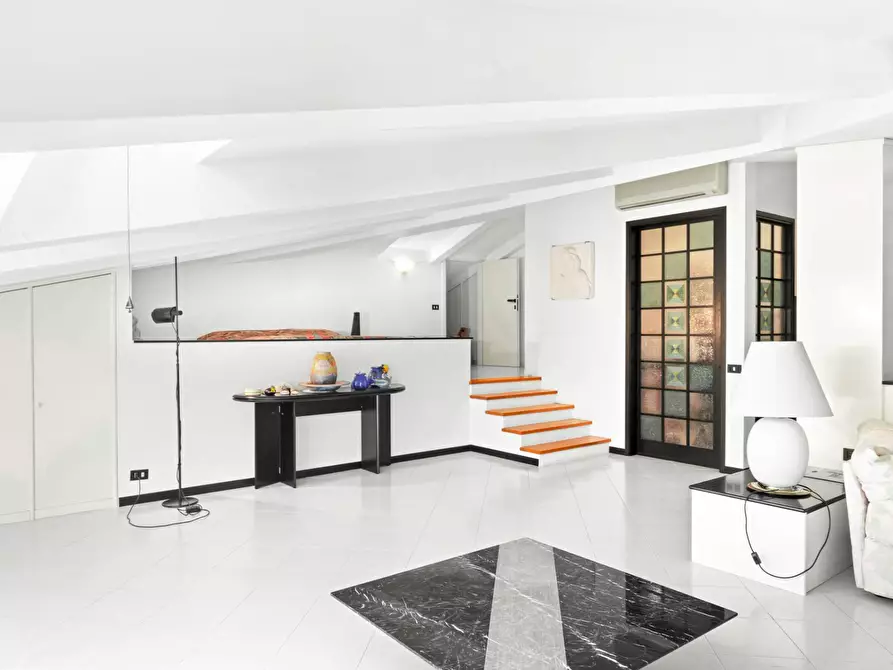 Immagine 22 di Villa in vendita  in Via Montepertico 110 a La Spezia