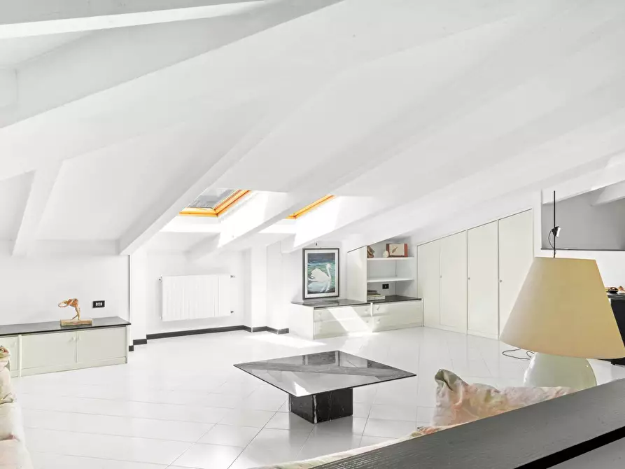 Immagine 26 di Villa in vendita  in Via Montepertico 110 a La Spezia