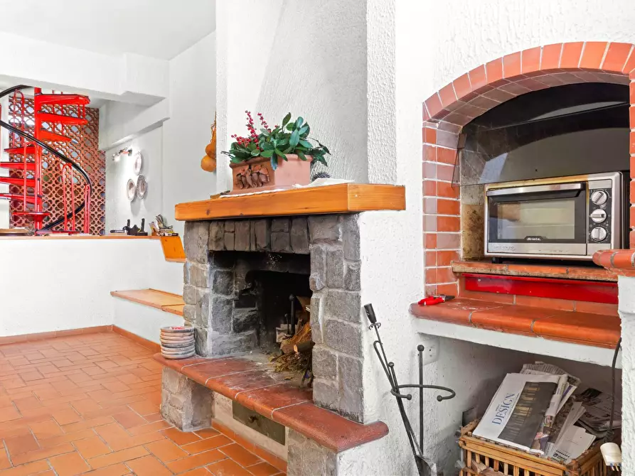 Immagine 32 di Villa in vendita  in Via Montepertico 110 a La Spezia