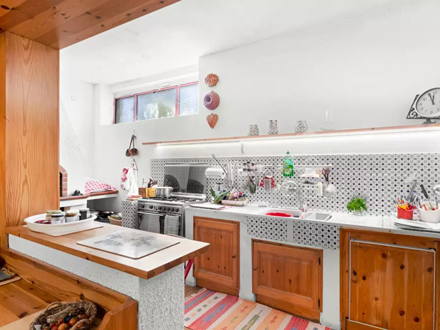 Immagine 33 di Villa in vendita  in Via Montepertico 110 a La Spezia