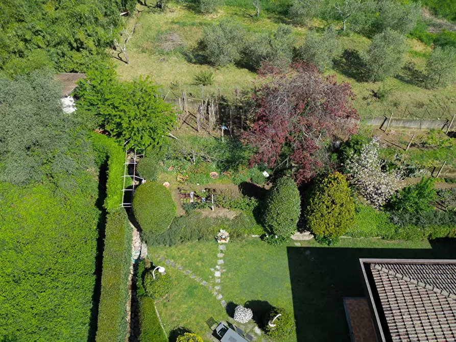 Immagine 40 di Villa in vendita  in Via Montepertico 110 a La Spezia