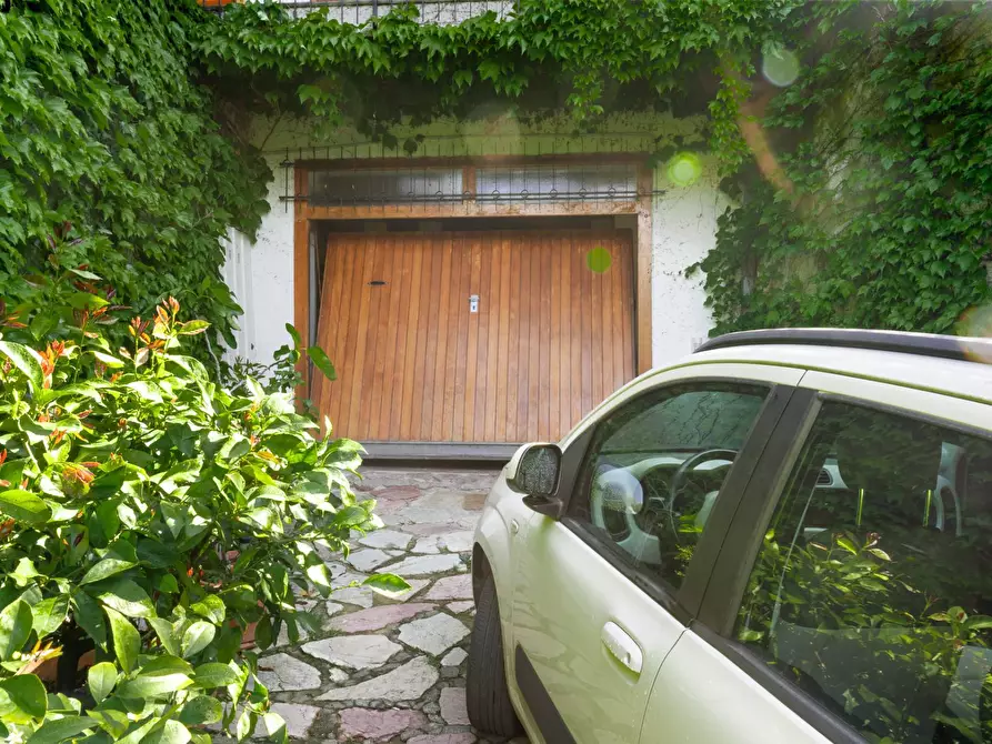 Immagine 46 di Villa in vendita  in Via Montepertico 110 a La Spezia