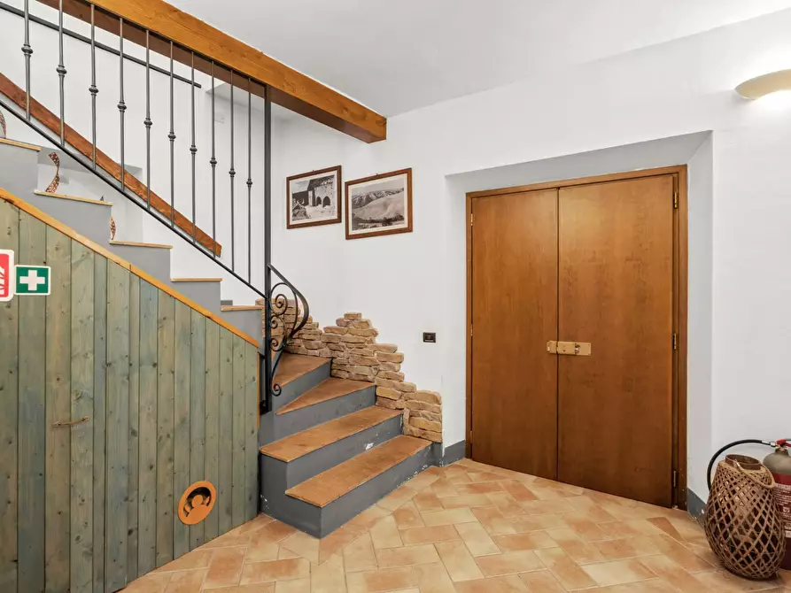 Immagine 9 di Casa indipendente in vendita  a Volterra