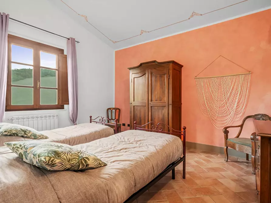 Immagine 15 di Casa indipendente in vendita  a Volterra