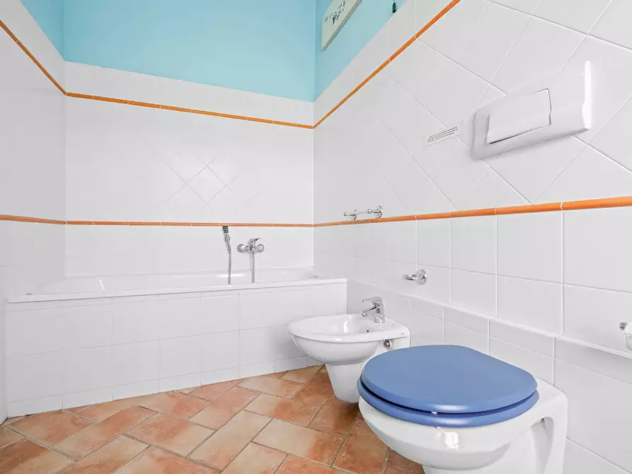 Immagine 18 di Casa indipendente in vendita  a Volterra