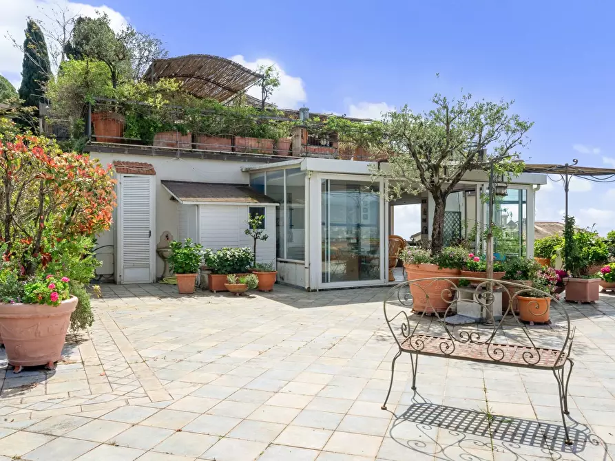 Immagine 8 di Appartamento in vendita  in Via Aurelia 270 a Rapallo